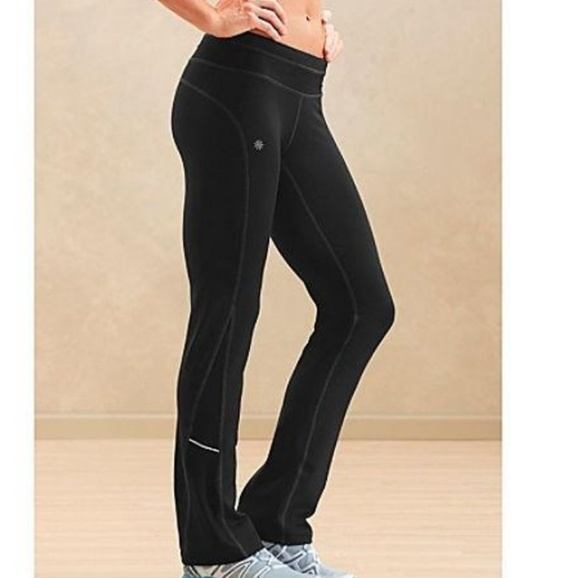 Athleta Pants & Jumpsuits Athleta Black Roundabout Yoga Pants